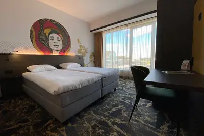 Image de Soothing Stay Near Rensenpark & Nature Reserves | Local & Cultural Attractions