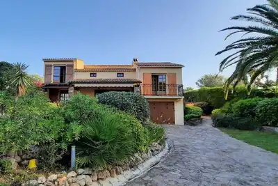 Image de Villa à La Croix Valmer avec Wifi