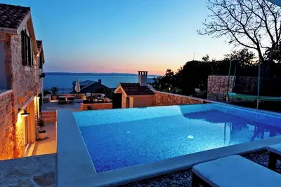 Image de Villa Anne -Charming 2-bedroom stonehouse with WiFi, Ac in delightful TuÄŤepi