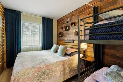 Image de Chic 1br Studio – Pets Welcome, Garden and Bbq