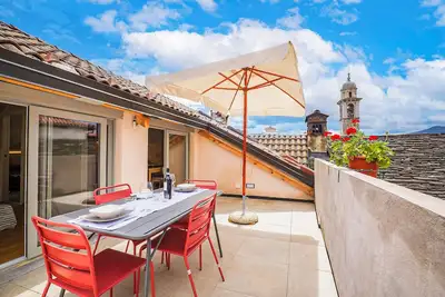 Image de 3½-room apartment over 2 levels with air conditioning and roof terrace