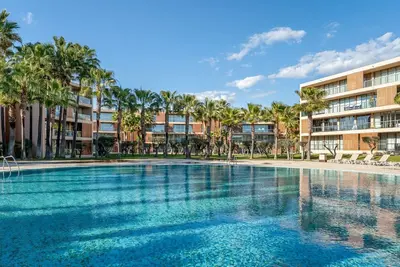 Image de T3 Beira-Mar nos Salgados c/Piscina by LovelyStay