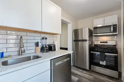 Image de The Oakden Suites in Orange Loop B5