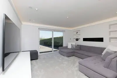 Image de Spacious 4bd Smart Home in Idyllic Rural Setting