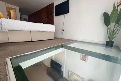 Image de Appartement-Large-Douche-Vue sur la cour-Free Private Parking