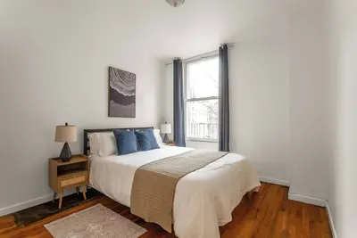 Image de 3br Sanctuary in A+ Location!