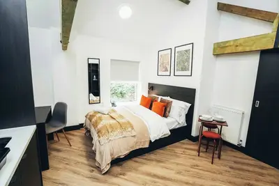 Image de No. 46 Stylish City Studio Apartment | By DerBnB