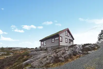 Image de Belle maison Ă Masfjordnes avec sauna