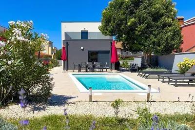 Image de Superbe maison à Liznjan