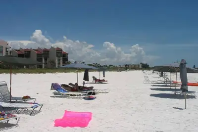 Image de 2b/2b Siesta Key Gulf-Front Condo-Spectacular Views-private beach-7 night min