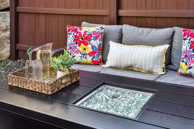 Image de Hillside Harmony - Luxury Comfort near Foothills