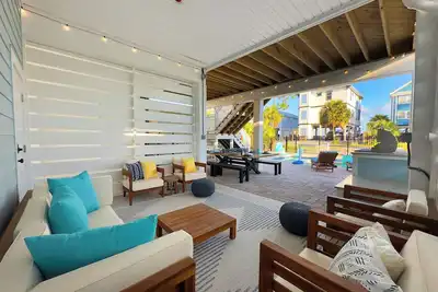 Image de Spacious 4-Br House with Modern Comfort, Private Pool. Just Steps to the Beach!