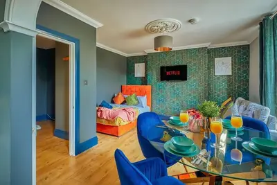 Image de Free Parking New Luxurious House