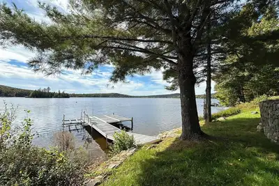 Image de Les pieds dans l'eau (lac&spa)