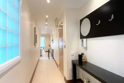 Image de Stylish apartment with Jacuzzi Bath, 2 minutes from the ocean