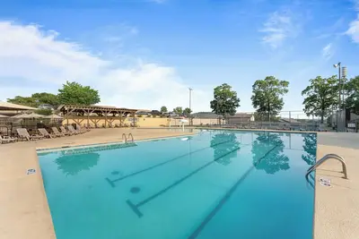 Image de Lakefront Oasis at Pointe Royale
