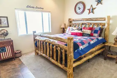 Image de Spacious & Cozy Cabin – Minutes from Go-Karts, Golf, Trails, Lakes & Family Fun!