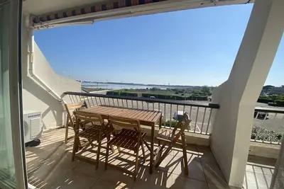 Image de Port Camargue – Bel Appartement CLIMATISÉ Avec Vue Mer, Terrasse et Parking – 4 Personnes