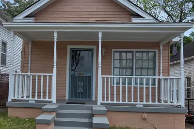 Image de 3-bedroom single family home near downtown Montgomery with WiFi, Heat, & Ac.