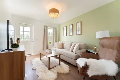 Image de 2 Side-by-Side Condos Walkable to Lobster House Coffee Shop Short Drive to Acadia Natl Park