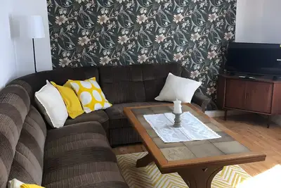 Image de \" Mein Ferienhaus Rosenbusch 1 \" avec terrasse privée, jardin et Wi-Fi.