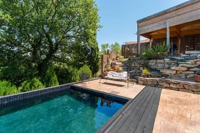 Image de Petite maison \"Provence\" avec terrasse privée, Wi-Fi et climatisation