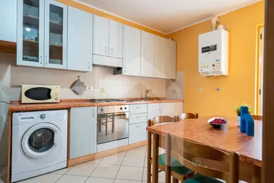 Image de Homiday - Via Gramsci Int. 3, Two-room apartment on the 1st Floor