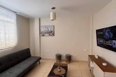 Image de 201 - Comfort and convenience in a private apartment with parking space