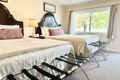 Image de Gallagher's Travels Room 3 (Double Queen)