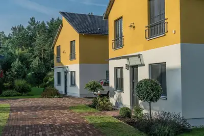 Image de Relaxing family holiday in the idyllic allergy house 19 Mistel in Berlin!