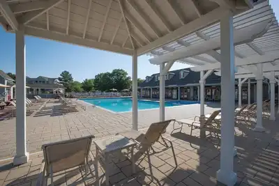 Image de Williamsburg 2br/2ba Condo 3 Beds