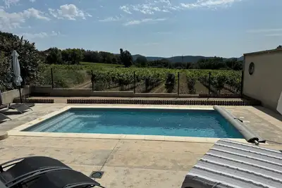 Image de Gîte avec piscine face aux vignes, à 3 km de Vaison-la-Romaine