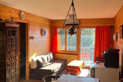 Image de Situé au cœur de Chandolin, un des plus hauts villages d’Europe, l’appartement est idéal pour 1 coup