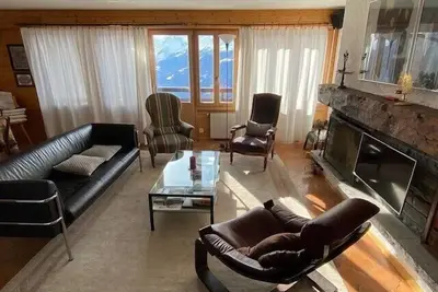 Image de Charmant appartement duplex de 3, 5 pièces situé au 5ème étage dans la résidence les Roches Cde, idéa