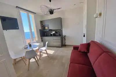 🏁 Appartement moderne – Vue mer, clim, Wi-Fi – À 15 min à pied de Monaco
