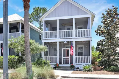 Image de ☀️Gated Community with Pool-Barefoot Cottage B12 Sea La Vie👣