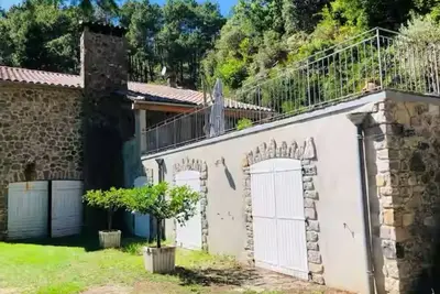 Image de Villa familiale dans un écrin de verdure