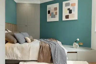 Image de Spacious 3-Bedroom Garden Flat – Perfect for Wimbledon Getaways
