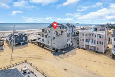 Oceanfront Condo w/ Direct Access to Private Beach! 3 Beds/3 Baths