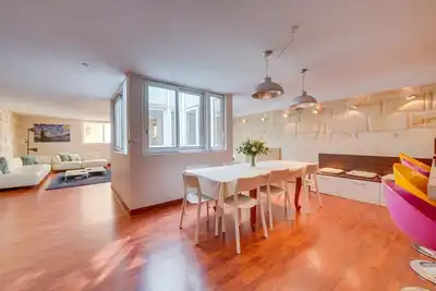 Image de Très bel appartement spacieux au cœur de Bordeaux