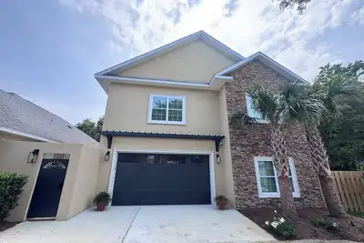 Image de Brand New Guest house 8 min. to Pensacola Beach