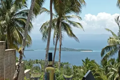 Image de Wonderful mountain view. Villa Laurel by Monte Rojo Bay