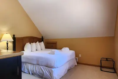 Image de La Casa Cottage #191-Pf Sweet & Stylish 1 Bedroom & Loft on Okanagan Lake