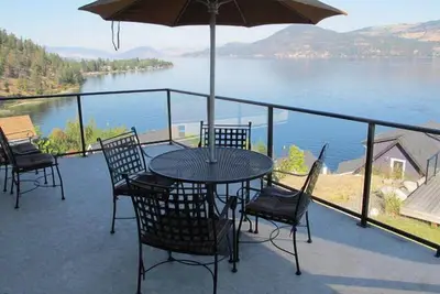 Image de La Casa Cottage 14-Stunning 3 Br Okanagan Lake View