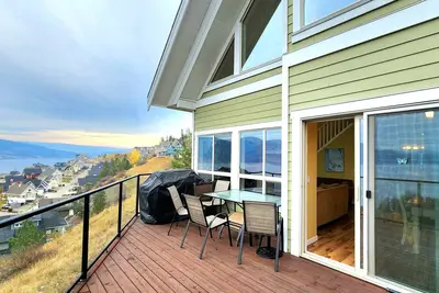 Image de 2 Bed  and  Loft Pet Friendly Cottage at La Casa!