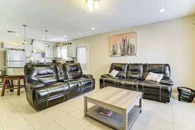 Image de Residential Home w/ Private Yard in East El Paso