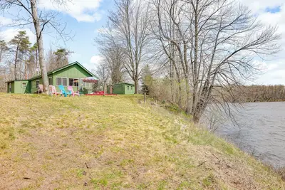 Image de Fish, Tube & Unwind: Muskegon River Family Retreat