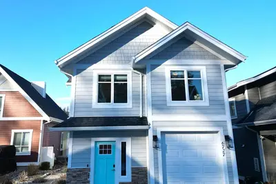 Image de Cottage 371 Classic View  3 bedroom   This modern 3-bedroom cottage is steps from the pool, hot tubs, and playground.