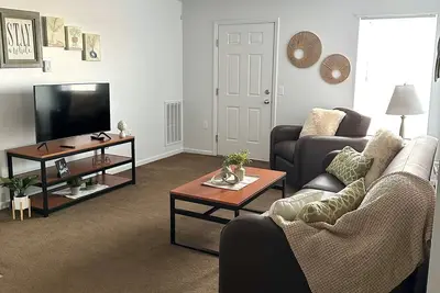 Image de Upstairs 2 bed 2 bath apartment
