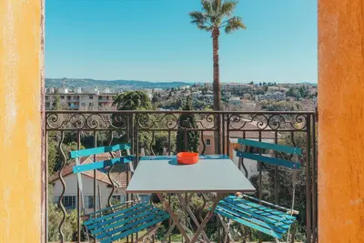 Image de Appartement vue panoramique au coeur de Grasse